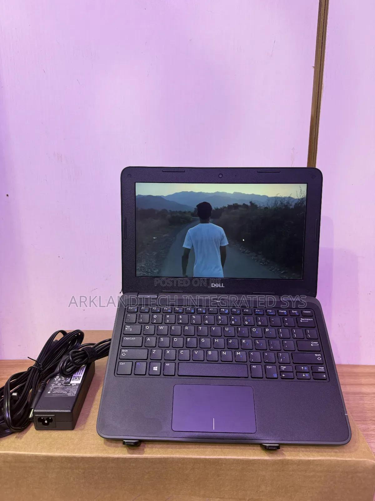New Laptop Dell Latitude 12 E7250 4GB Intel Celeron SSD 60GB