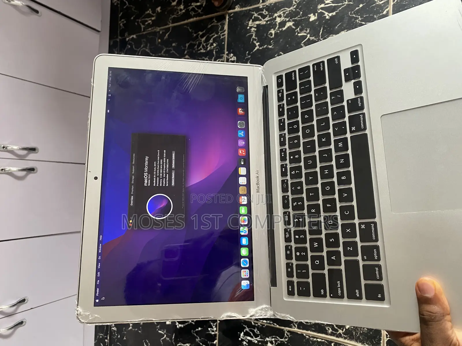 New Laptop Apple MacBook Air 2017 8GB Intel Core i5 SSD 256GB