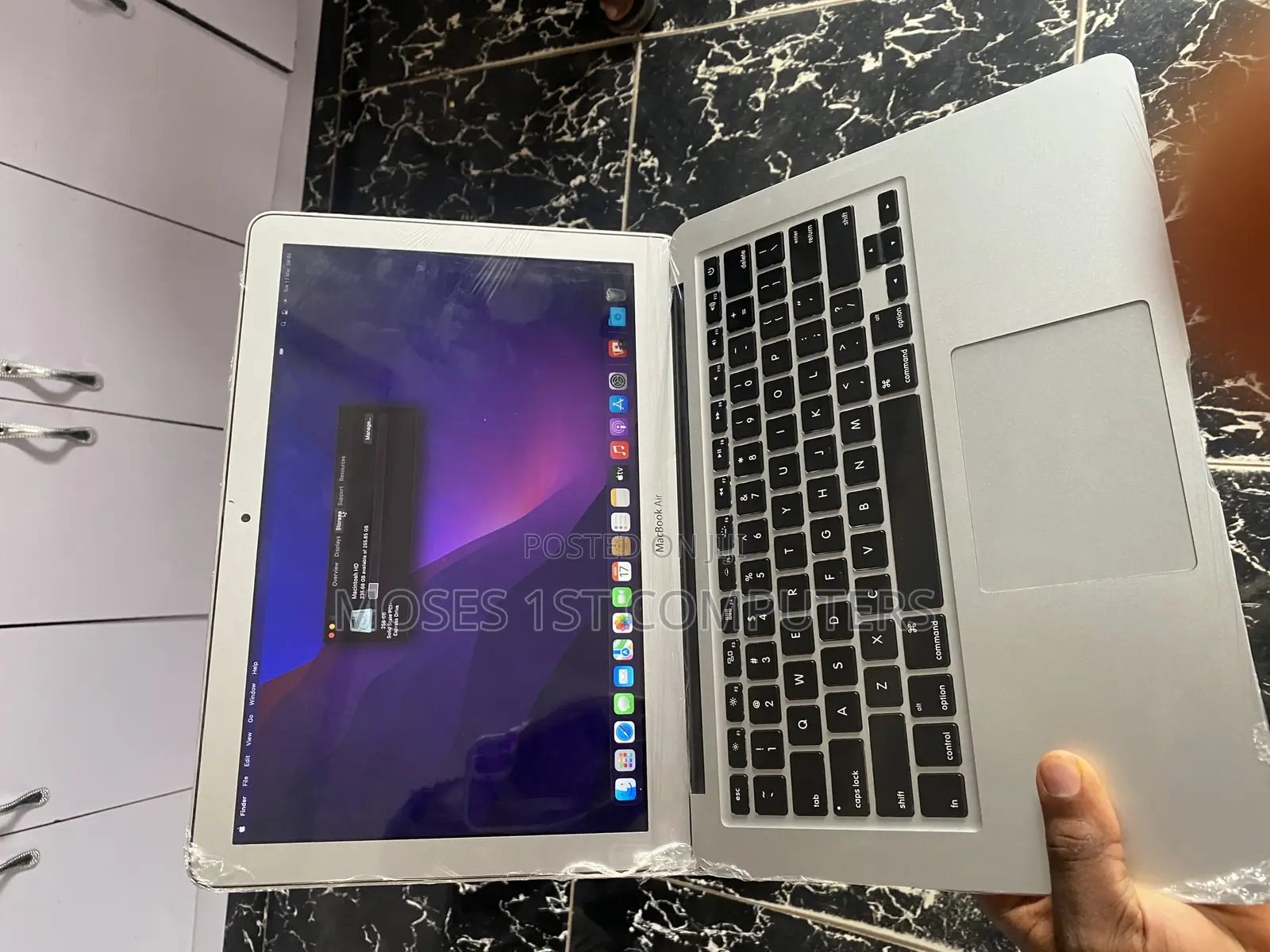 New Laptop Apple MacBook Air 2017 8GB Intel Core i5 SSD 256GB