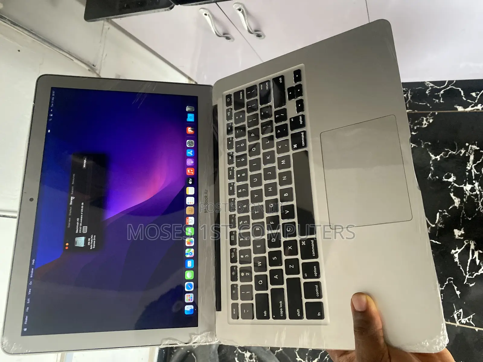 New Laptop Apple MacBook Air 2017 8GB Intel Core i5 SSD 256GB