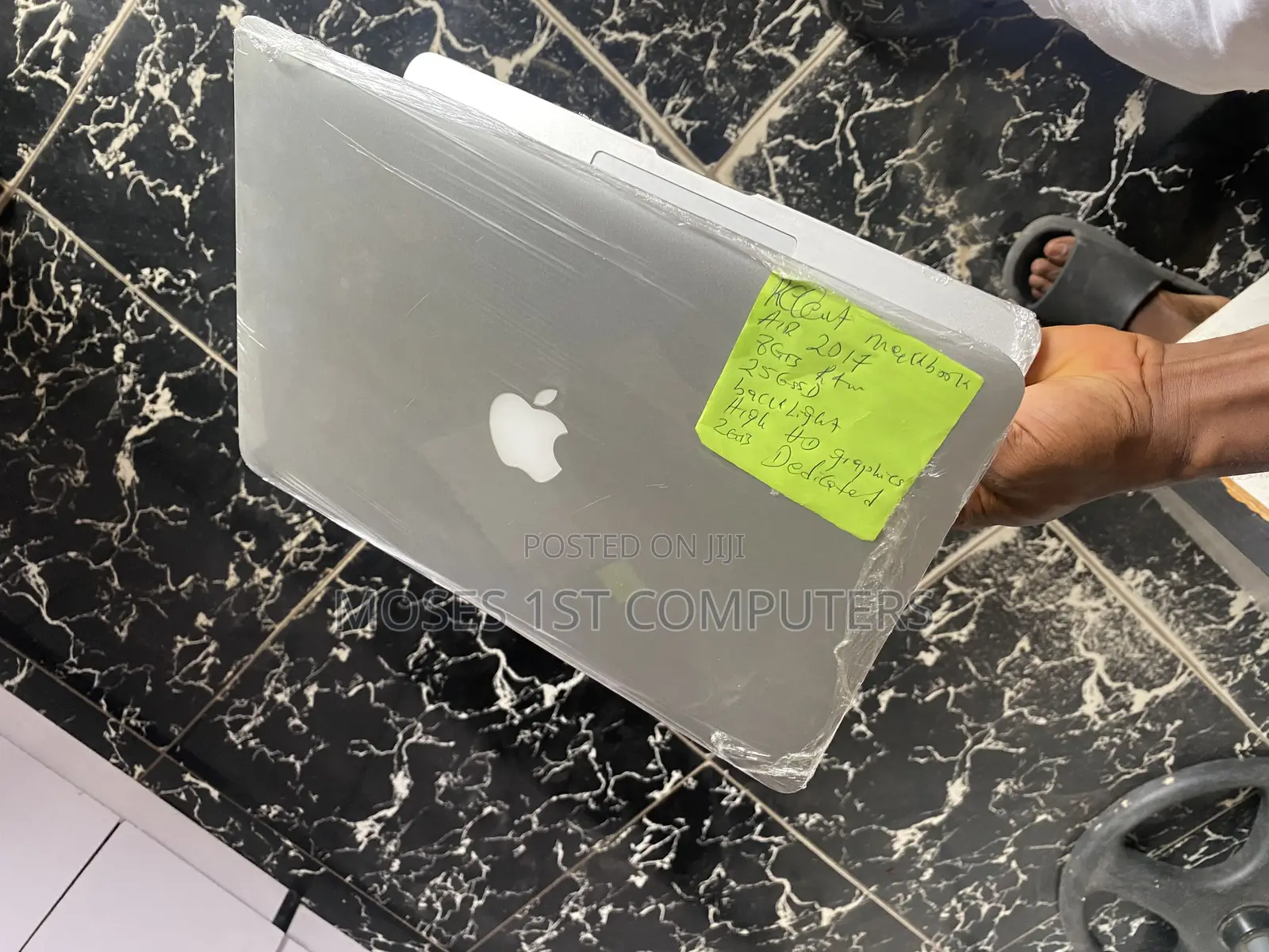 New Laptop Apple MacBook Air 2017 8GB Intel Core i5 SSD 256GB