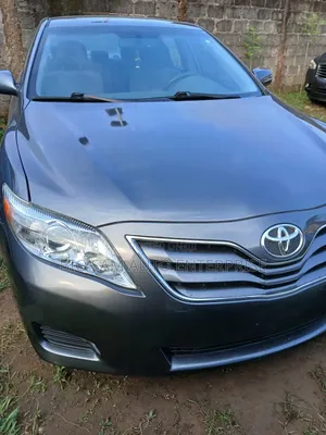 Toyota Camry XLE 4dr Sedan (2.4L 4cyl 5A) 2009 Black