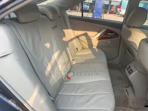 Toyota Camry XLE 4dr Sedan (2.4L 4cyl 5A) 2009 Gray