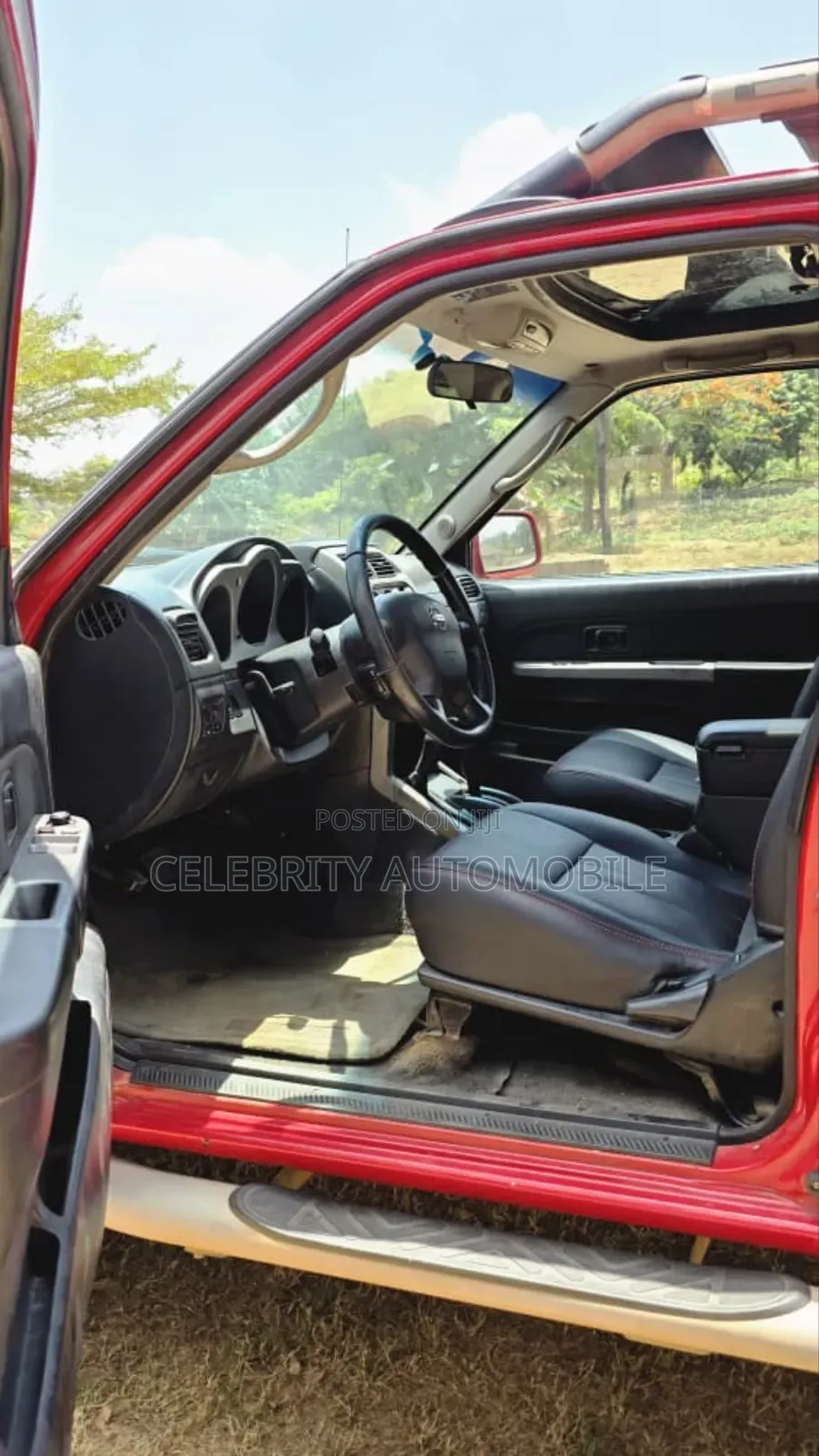 Nissan Frontier 2002 Red