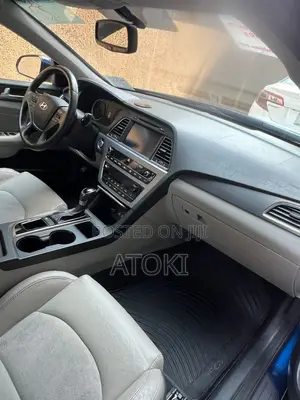 Hyundai Sonata Limited Sedan FWD (2.4L 4cyl 6A) 2016 Blue