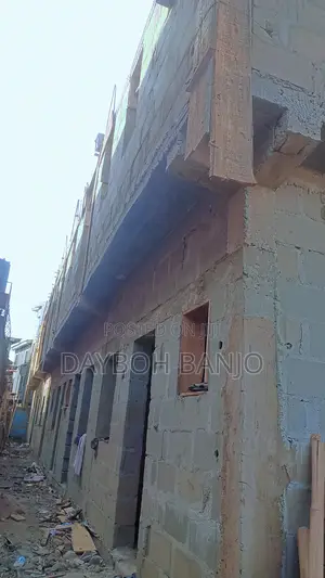 1bdrm Apartment in Alpha Court, Pedro for sale