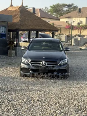 Mercedes-Benz C300 2016 Gray