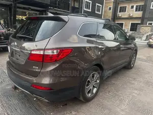 Hyundai Santa Fe Limited 4dr SUV (3.3L 6cyl 6A) 2014 Brown