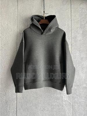 Minimalist Heavyweight Hoodie