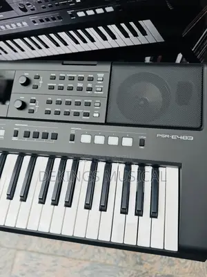 Yamaha PSR-E483 Portable Keyboard 61 Keys