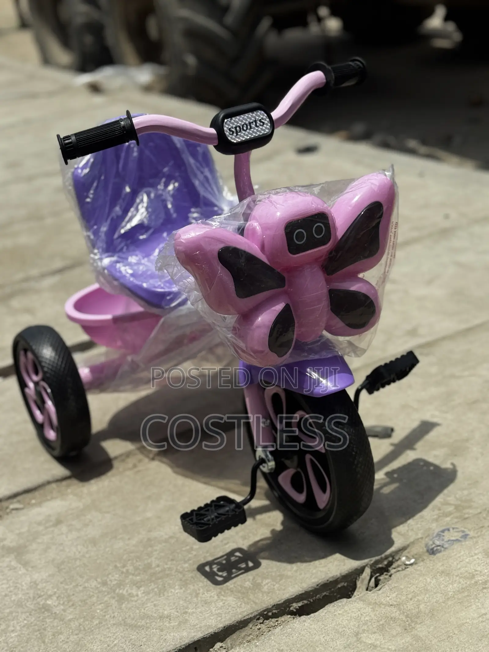 Decorative Butterfly Children's Tricycle