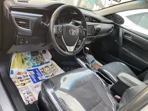 Toyota Corolla S 4dr Sedan (1.8L 4cyl CVT) 2015 Silver