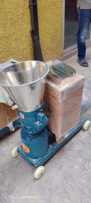 150kg Pellet Machine ()