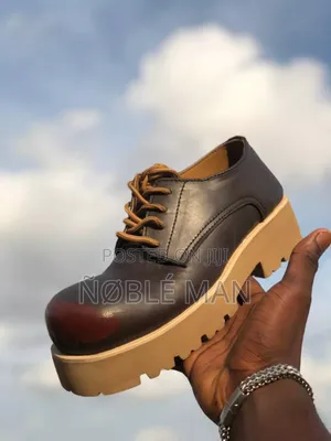Brand New Nike Sneakers Size 42