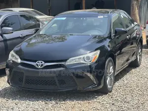 Toyota Camry SE 4dr Sedan (2.5L 4cyl 6A) 2015 Black