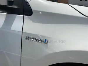 Toyota Corolla 2019 White