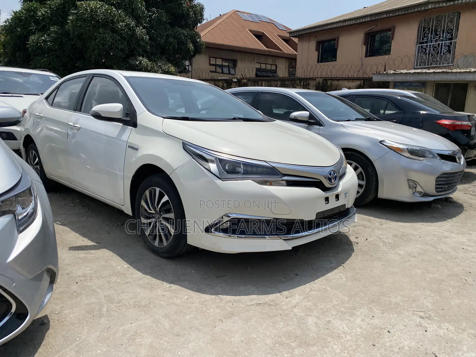 Toyota Corolla 2019 White