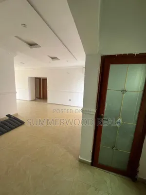 3bdrm Block of Flats in Lekki Phase 1 for rent