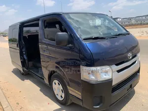 Toyota HiAce 2012 Blue