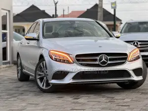 Mercedes-Benz C300 2020 Silver