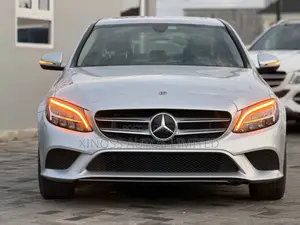 Mercedes-Benz C300 2020 Silver
