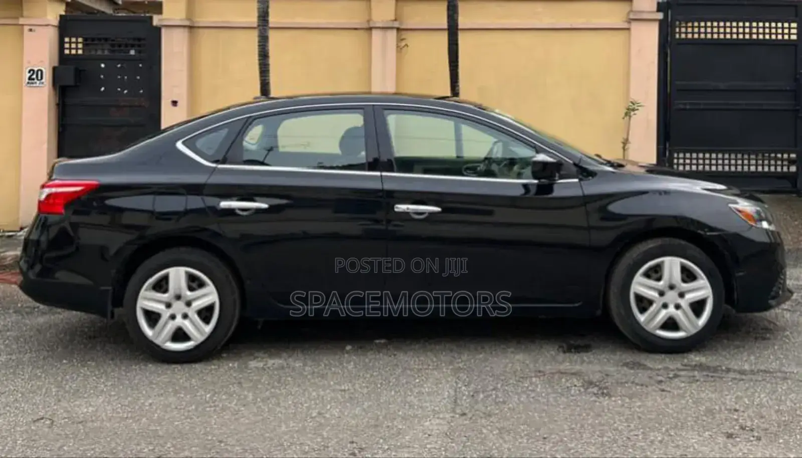 Nissan Sentra 2017 Black