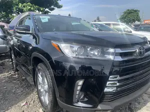 Toyota Highlander Limited 4dr SUV AWD (3.5L 6cyl 6A) 2015 Black