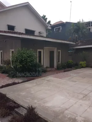 7bdrm House in Gra for rent
