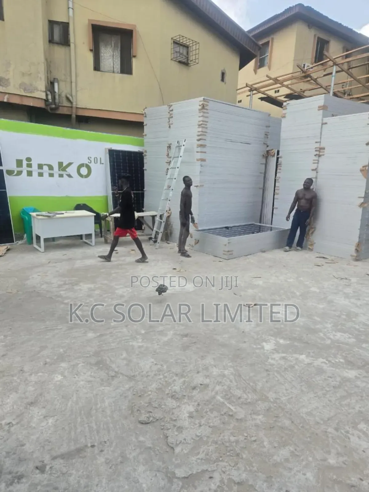 500w Jinko Solar Panels