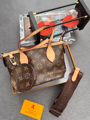 Louis Vuitton Classic Bag Color: (Available in 5 Beautiful Color)