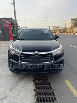 Toyota Highlander 2016 Black