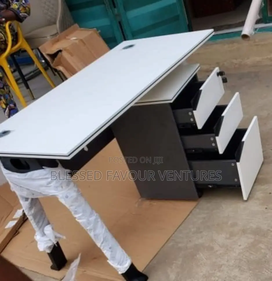 High Quality Imported Office Table Available for Pick Up