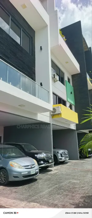 5bdrm Duplex in Old Ikoyi for sale