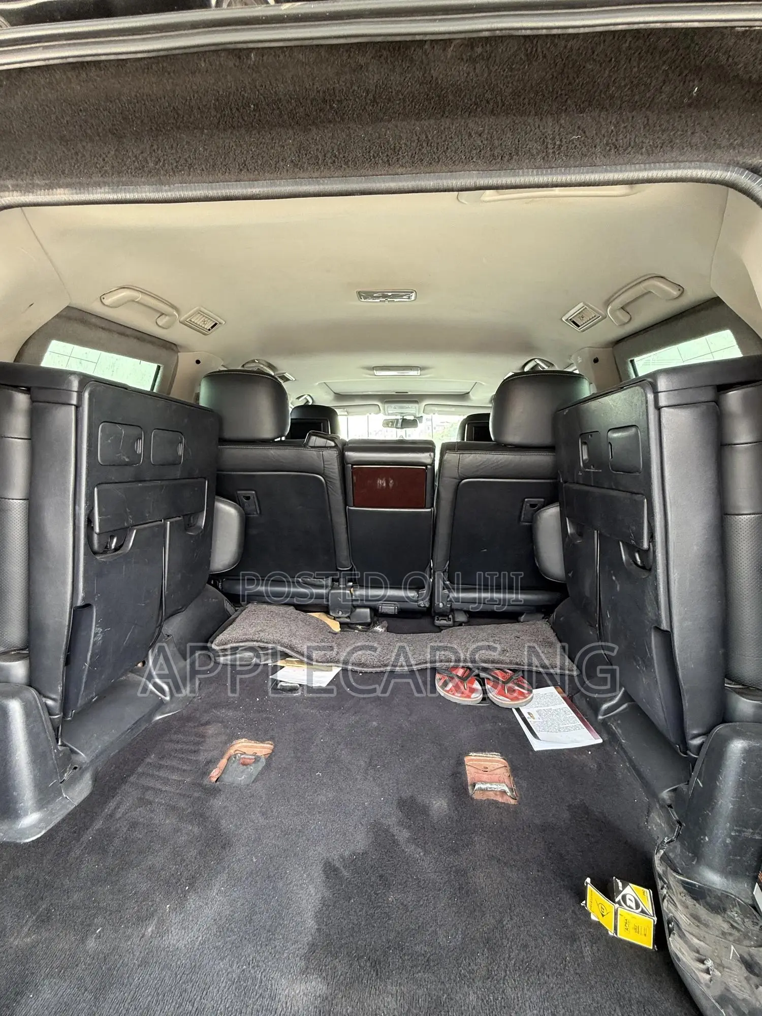Lexus LX 570 2012 Black