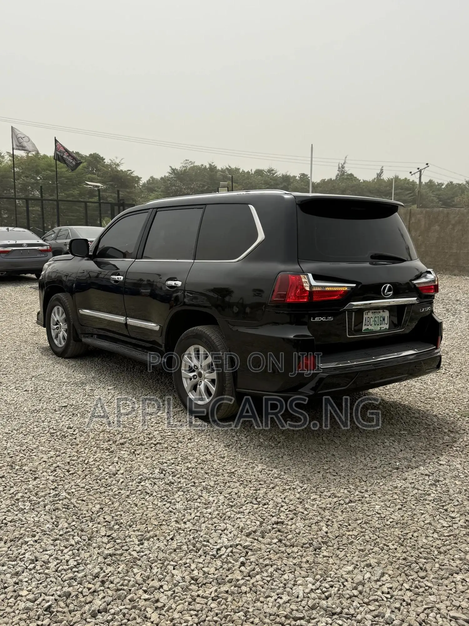 Lexus LX 570 2012 Black