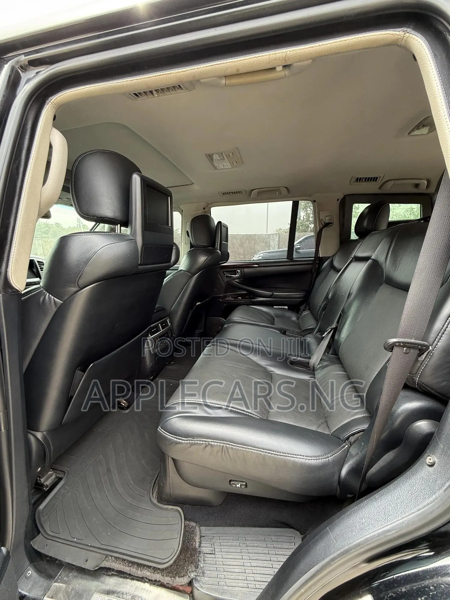 Lexus LX 570 2012 Black