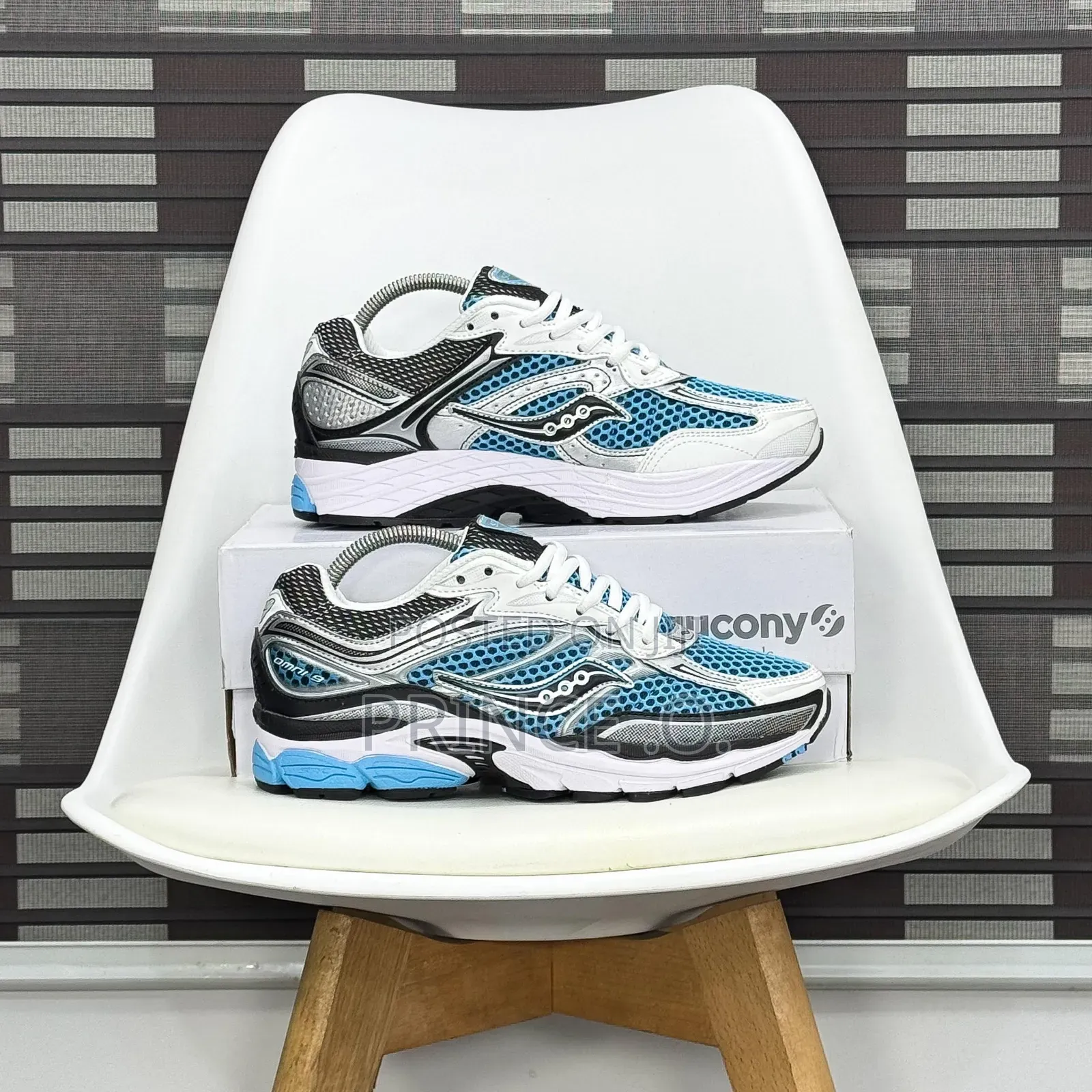 Saucony Progrid Omni 9 Sneakers