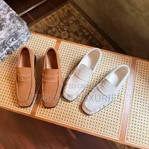 The Japanese Embroidery Logo Plaque Suede Brown Mens Shoes