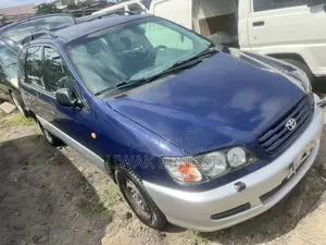 Toyota Picnic 2.0 FWD 2003 Blue