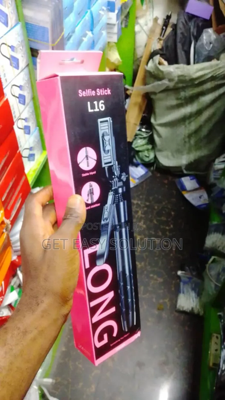 L16 Selfie Stick