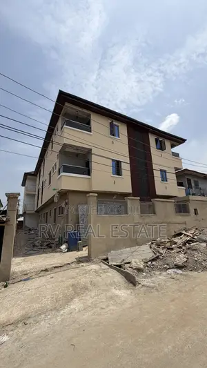 1bdrm Apartment in Shomolu / Shomolu for sale