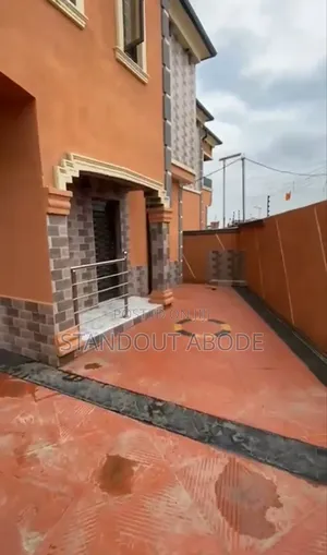 1bdrm Block of Flats in Good And Secured, Bariga / Shomolu for sale