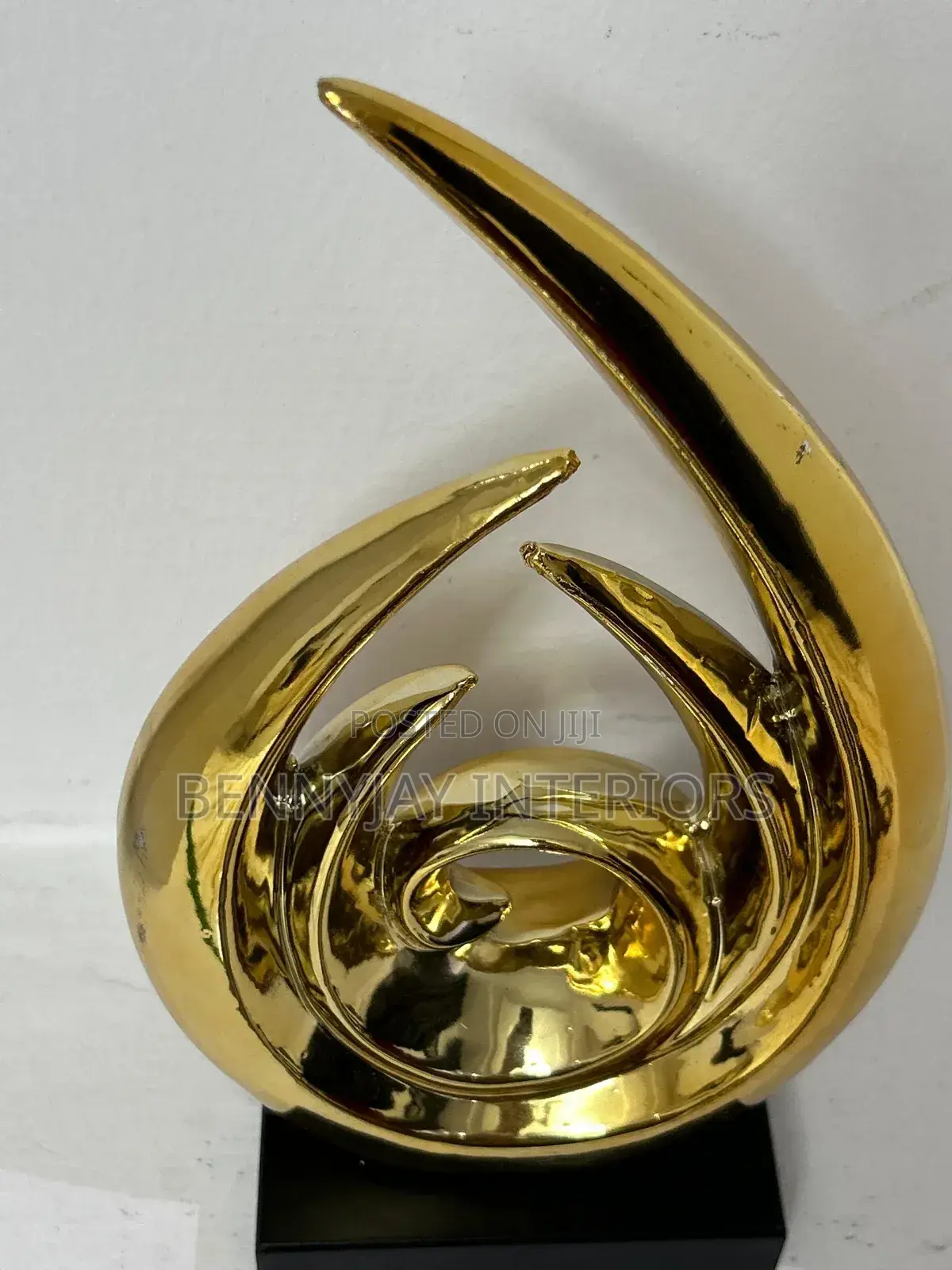 Luxury Figurines