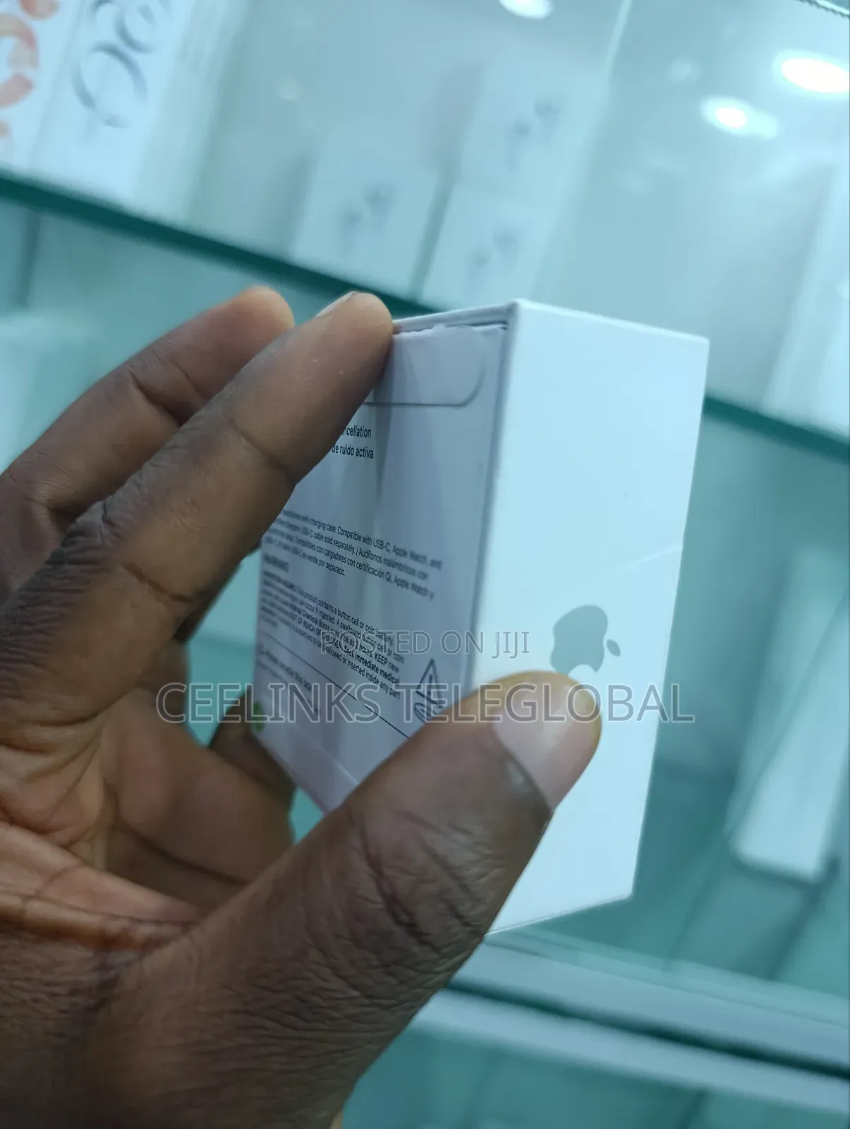 New Apple Airpod 4 With Active Noise Cancellation