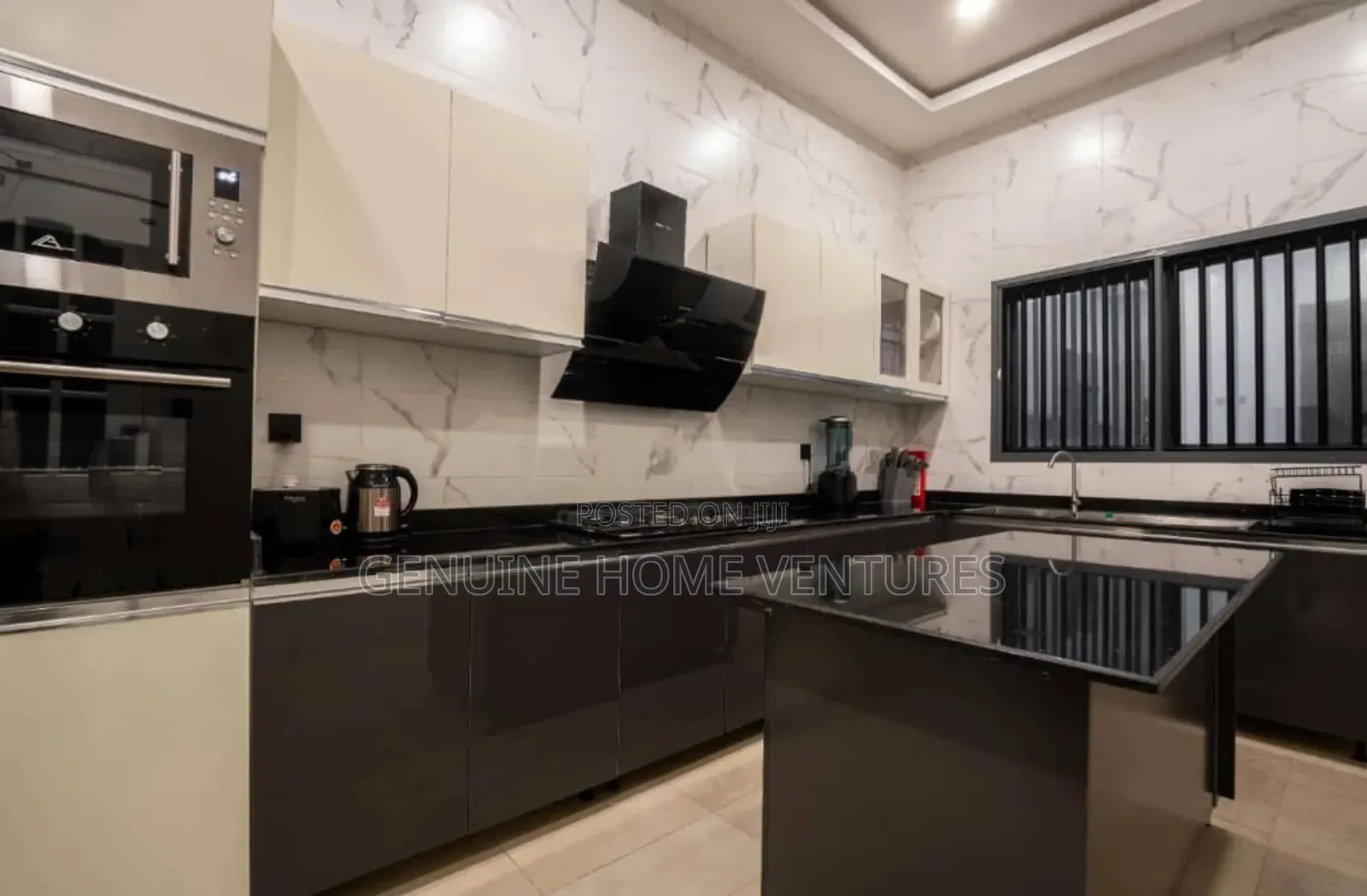 Furnished 2bdrm Penthouse in Parkview Estate for rent