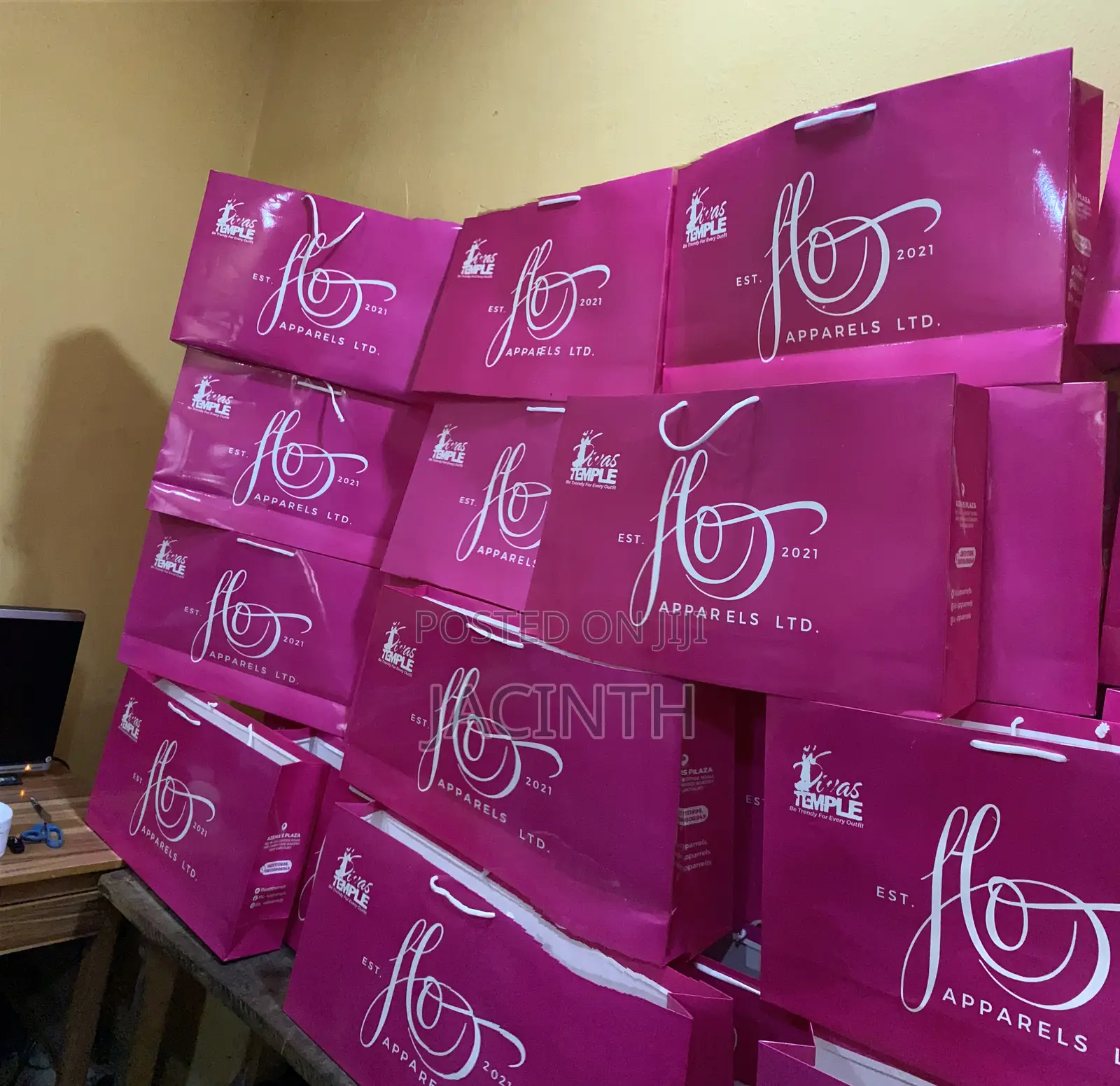 Customize Boutique Paper Bag
