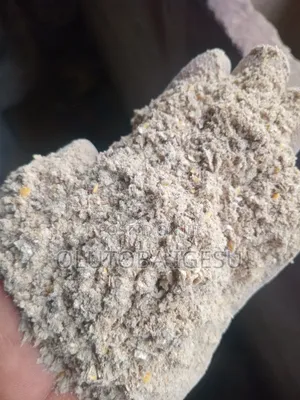 Dusty Broken Maize