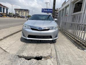 Toyota Camry XLE 4dr Sedan (2.5L 4cyl 6A) 2013 Silver