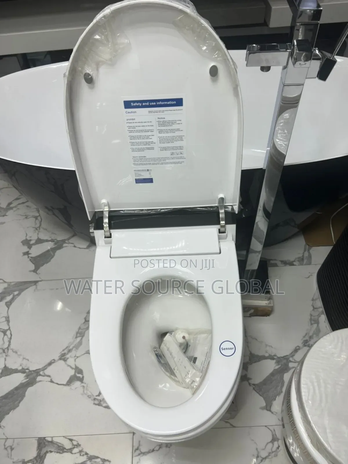 Luxury Smart Sensor Water Closet (Automatic Flush Wc)