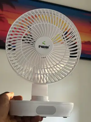 Iwin Eco Spower 8-Inch Rechargeable Desktop Fan